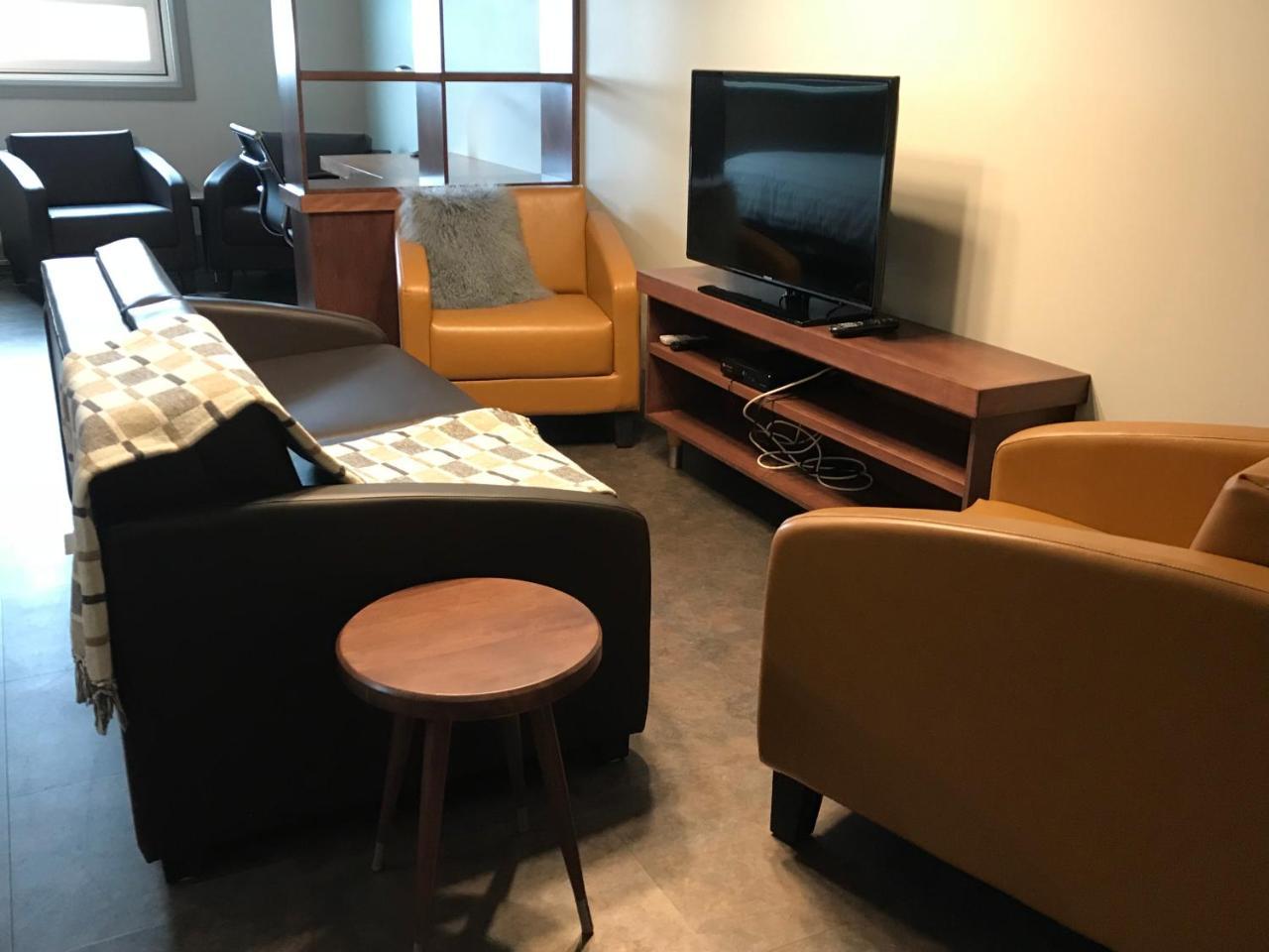 Motel Le Martinet La Pocatiere Exteriör bild